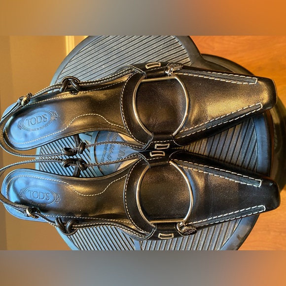 Tod's Black Leather Slingback Kitten Heels - Picture 1 of 7